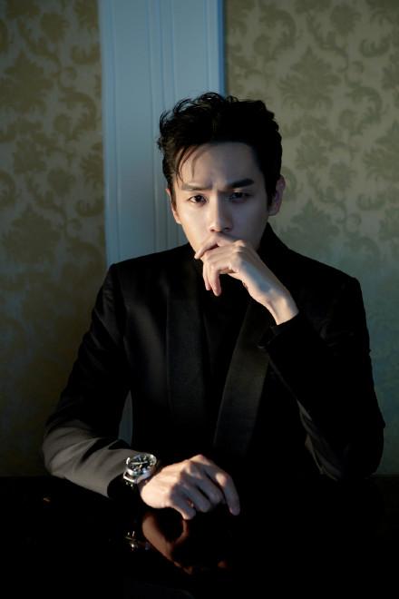 张若昀|张若昀获年度好演员奖，暴瘦20斤变美少年，只为拍好武侠新角色