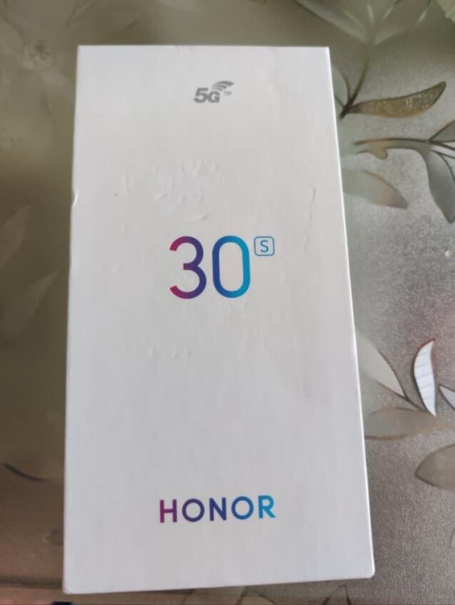华为荣耀|华为再放大招:荣耀30S跌至“冰点价”,花粉:终于等到了