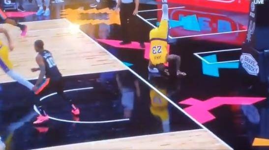 湖人隊(duì)|60+22+15！詹眉帶隊(duì)逆轉(zhuǎn)，三分13中7投瘋，湖人官方更新波普傷情！