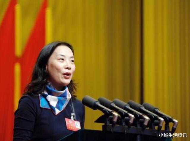 曾是阿里“前台小姐”，20年过去了，马云成为了首富，她怎样了？
