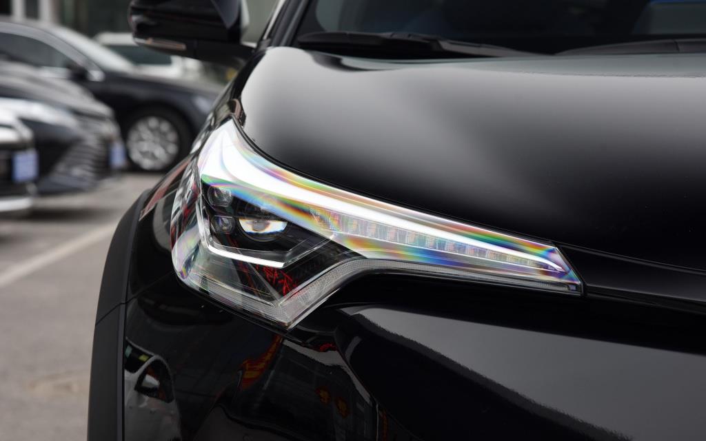 『领克05』宝马X1再迎“新对手”颜值赶超RAV4,进口2.0T引擎+CVT,才15万起