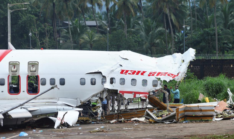 腾讯|印度坠毁客机 “黑匣子”已找到 正在寻找座舱通话记录仪
