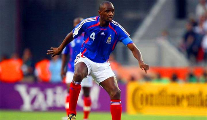 「法国队」过去20年法国最伟大的7位球员，格里兹曼仅排第6位，第1实至名归