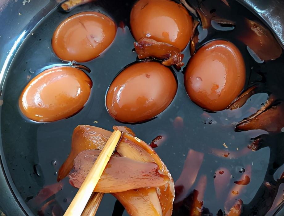 营养师|8个鹌鹑蛋加上2块生姜，教你1独特吃法，简单好做，御寒还美容