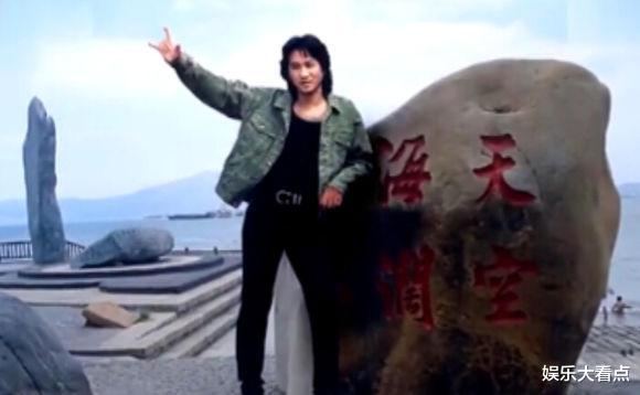 「黄家驹」1993年,黄家驹坠下舞台,6天他留下最后一句话,离开了人世