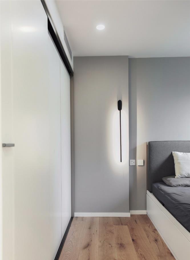 ▲夫妇俩买下42平小户型,巧用柜子代替隔墙,全屋收纳倍增,晒晒