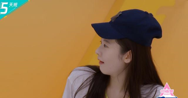 【许嵩】《创3》张艺凡又哭了，5天学习主题曲，这一次是因为压力太大