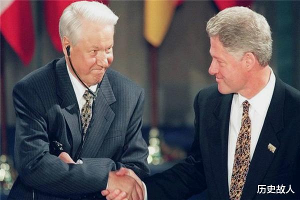 苏联：苏联解体后，那支强大的苏联军队去哪了？叶利钦也无法左右