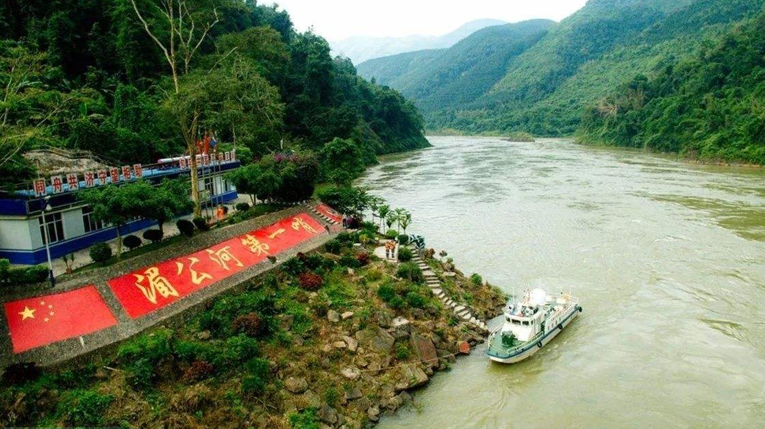 ：湄公河罗氏虾泛滥，个大又肥美，中国吃货反而认怂：真不敢吃了！