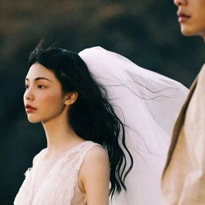 闲散贾人 小众情侣头像，不好看来打我