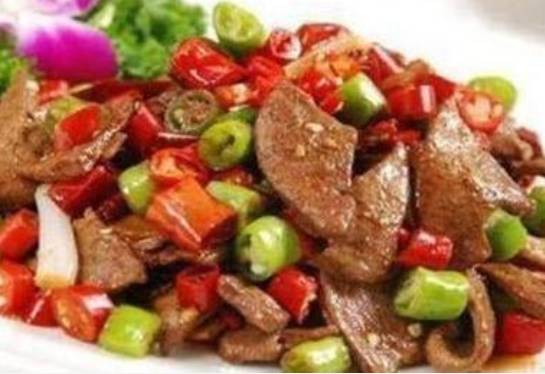 『洋葱』香味四溢的几道家常菜，看着就有食欲，好吃不贵家人一定都爱喜欢