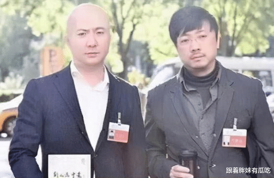 女孩|10岁女孩撞脸赵薇，五官堪称复制粘贴，网友：确定不是亲生的？