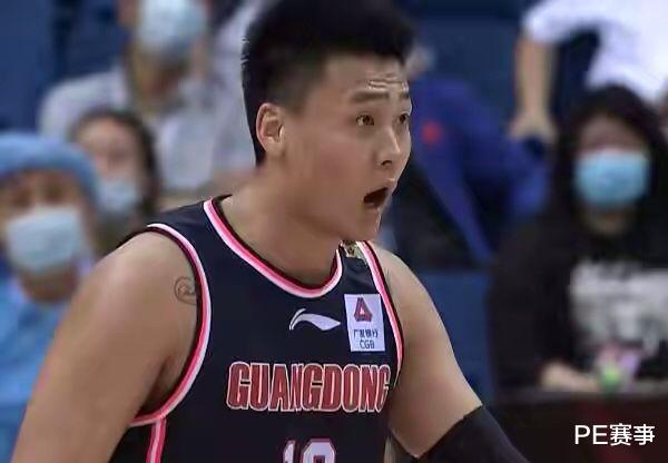 广东男篮|广东输球后杜锋放话了！但矛头为何全部指向一个人呢？