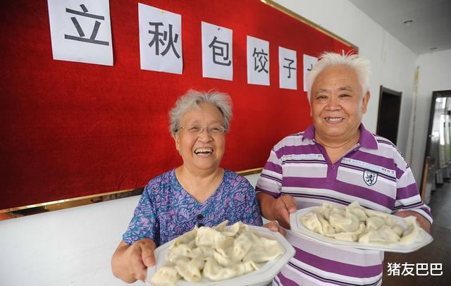 生猪价格|2万吨冻猪肉来袭,猪价“扛不住”,要跌回15元一斤“白菜价”?