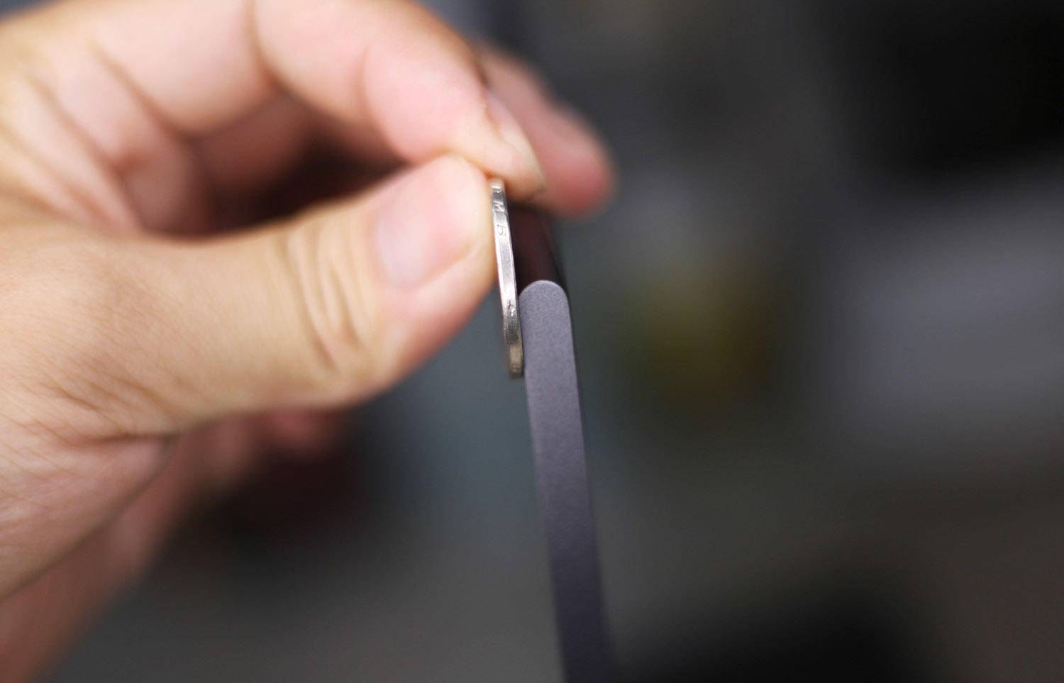 显示器|超薄，折叠，触屏，高色域，144Hz！Innocn便携显示器测评