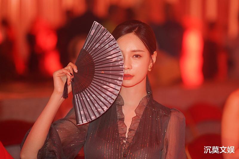 【张嘉译】“外籍”明星玩完了？“限薪令”一波未平，“限籍令”一波又起！