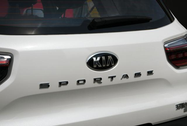 「智跑」又一合资SUV卖白菜价！省油开不坏，跌至10.49万，30天卖8970辆