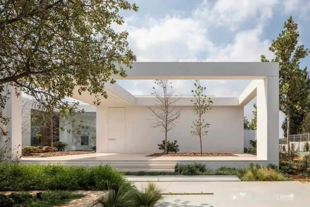 最理想的乡村别墅，屋顶游泳池+健身房，这些都有了