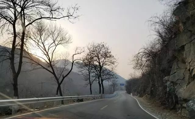 [自驾]五一小假期，自驾之旅，京郊16条醉美的公路，总有一款适合您！