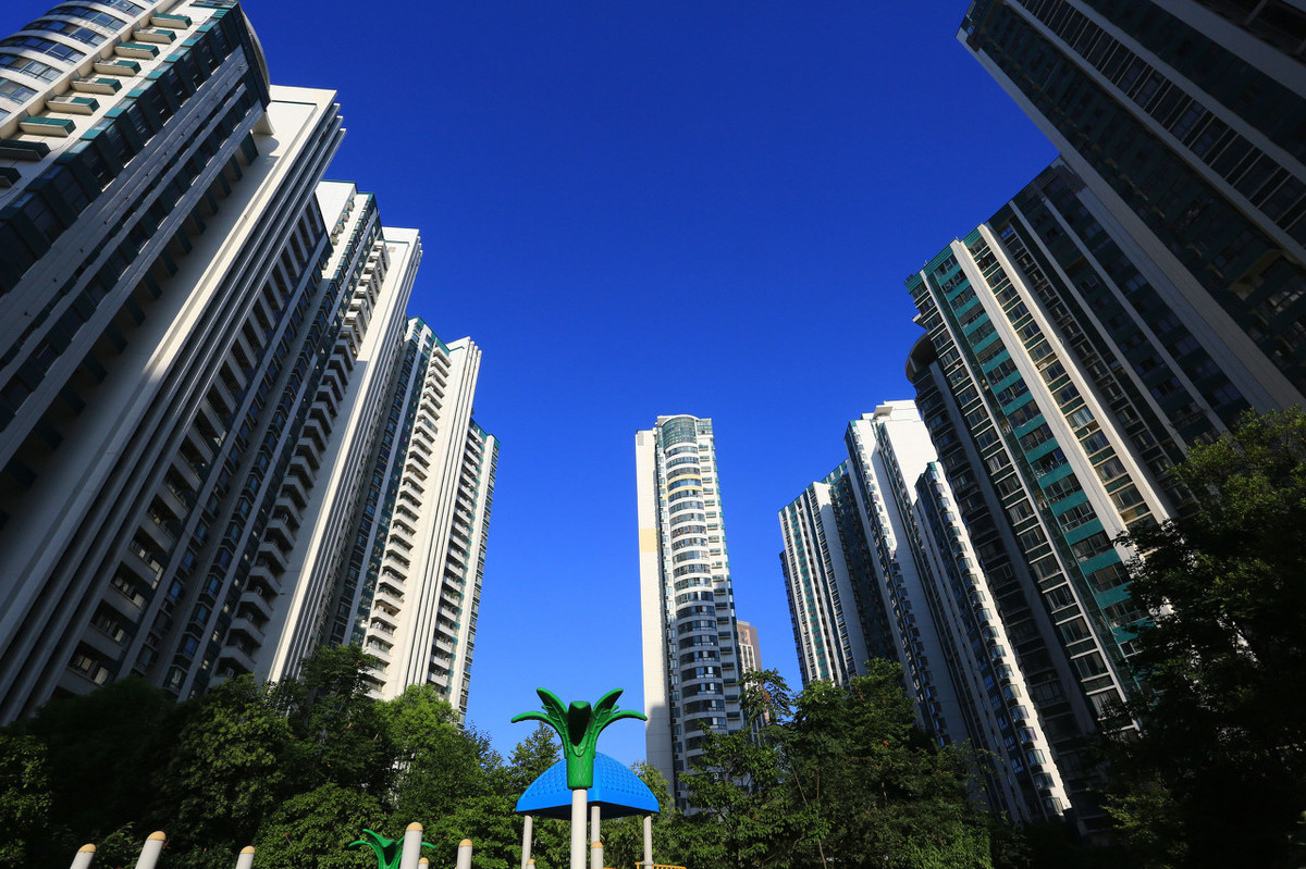 未来，房子是“粥少僧多”还是“没人要”? 4个字告诉你答案