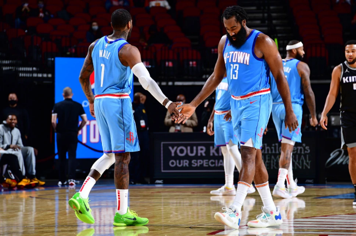 詹姆斯·哈登|火箭首勝，塞拉斯稱哈登的表現(xiàn)很震撼，哈登接受采訪透露重要信息