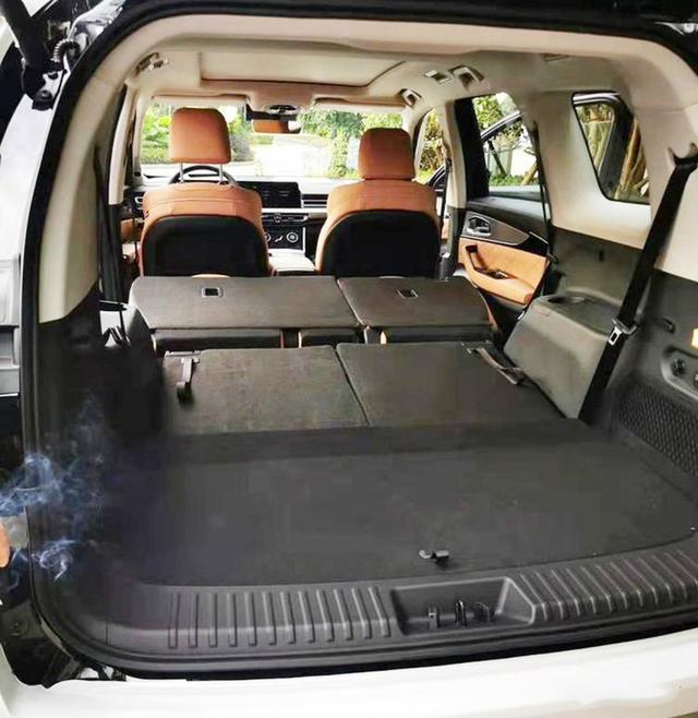 奇瑞|奇瑞全新旗舰下线！星途VX实拍，搭1.6T，后排可当双人床