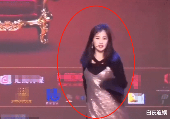 预告片|虞书欣新剧出预告，跟女主站一起时的画面，确定只是个配角？