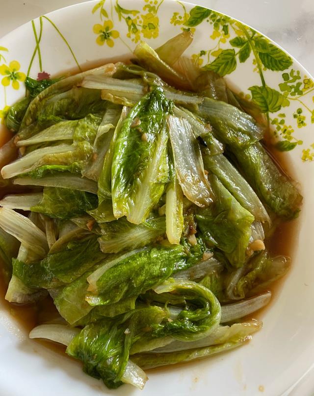 短发|岳云鹏晒“减肥午餐”，900多万网友围观，评论区爆了，看看吃啥