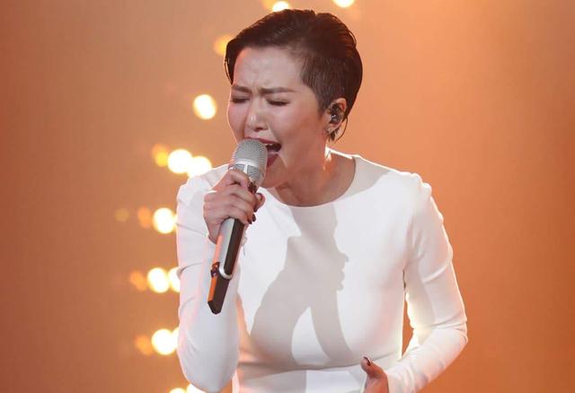 谭维维|2010年,谭维维缠着高晓松出专辑,没想到对方一个骚主意,引万千观众谴责