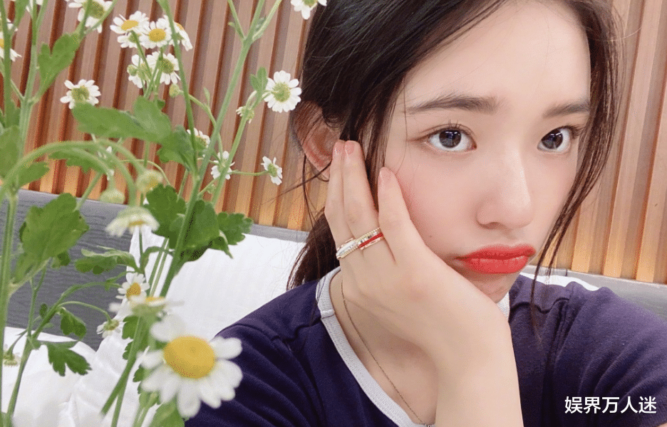 【迪丽热巴】《极挑》热巴脸垮严重，与3年前《跑男》差太多，她不该做烤瓷牙