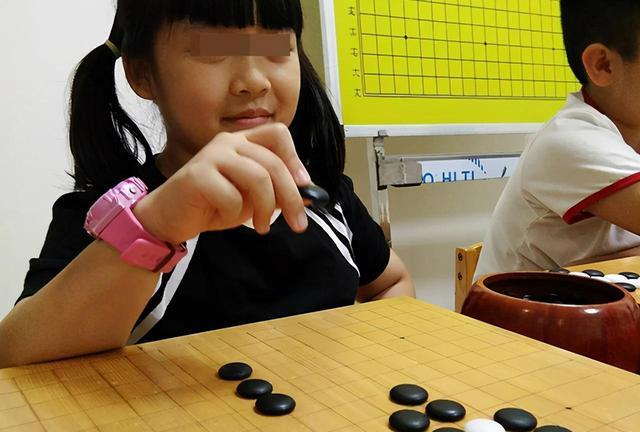 数学|男生偏理科，女生偏文科？不一定！有这3个特征的女生，数学很强