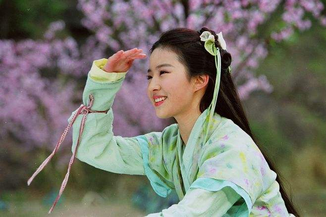 杨幂|想了解内地古装片30年以来的造型变迁,看这几部剧就够了