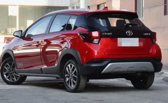 本田CRV|丰田小车获得了冠军，配CVT油耗5.2L，全系四缸，上班接娃都合适