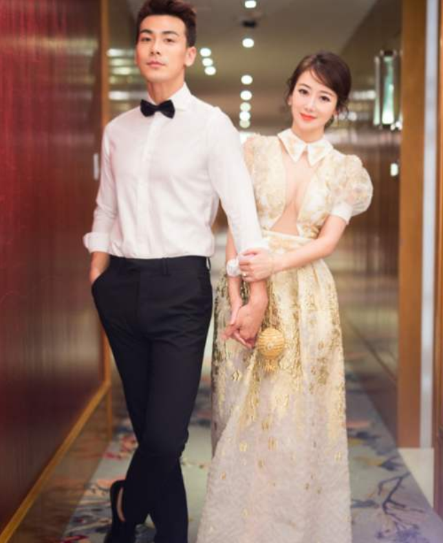 陈紫函|出道24年一手好牌打的稀烂，从娱乐圈宠儿变弃儿，导演： 她便宜！