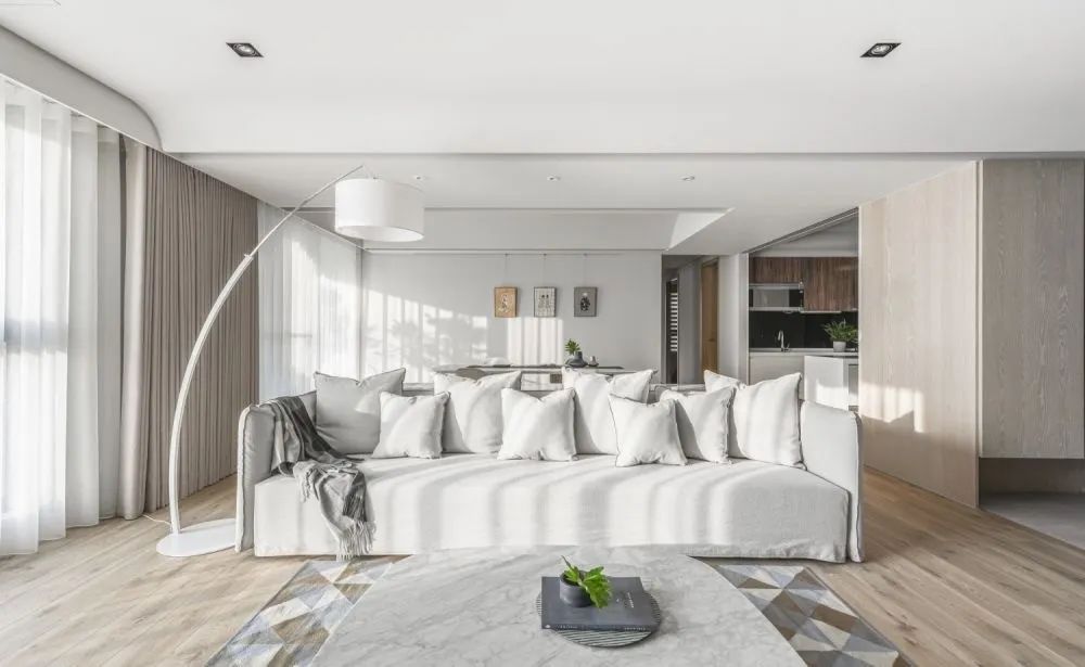 |原来地板颜色还有这么多门道，早前不知道，难怪我家装得这么丑！