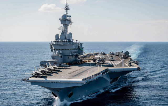 美国▲忍无可忍！美驱逐舰第12次访台海，外交部与国防部轮番“轰炸”！