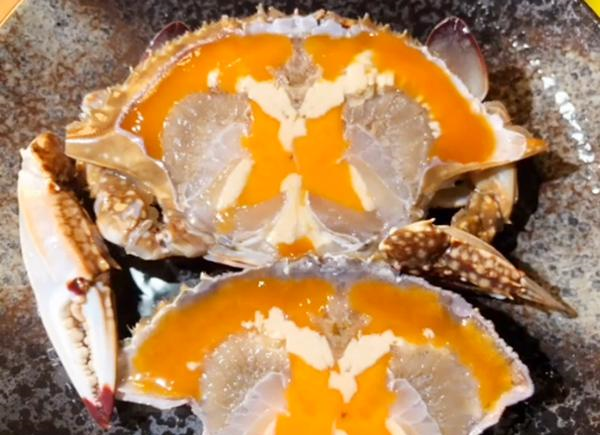 梭子蟹|闺蜜丈夫买了20斤梭子蟹,回来丢桶里,等第二天拿出来,看懵了