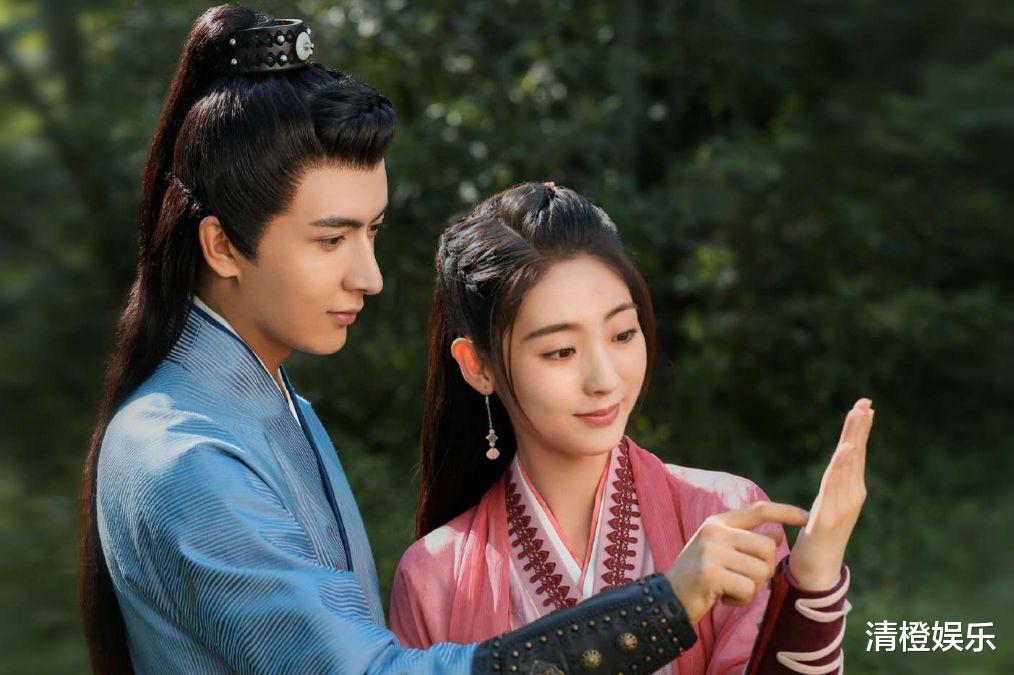 吴昕|《明月曾照江东寒》首播获赞，邢菲演技灵动，有望成爆款古装剧