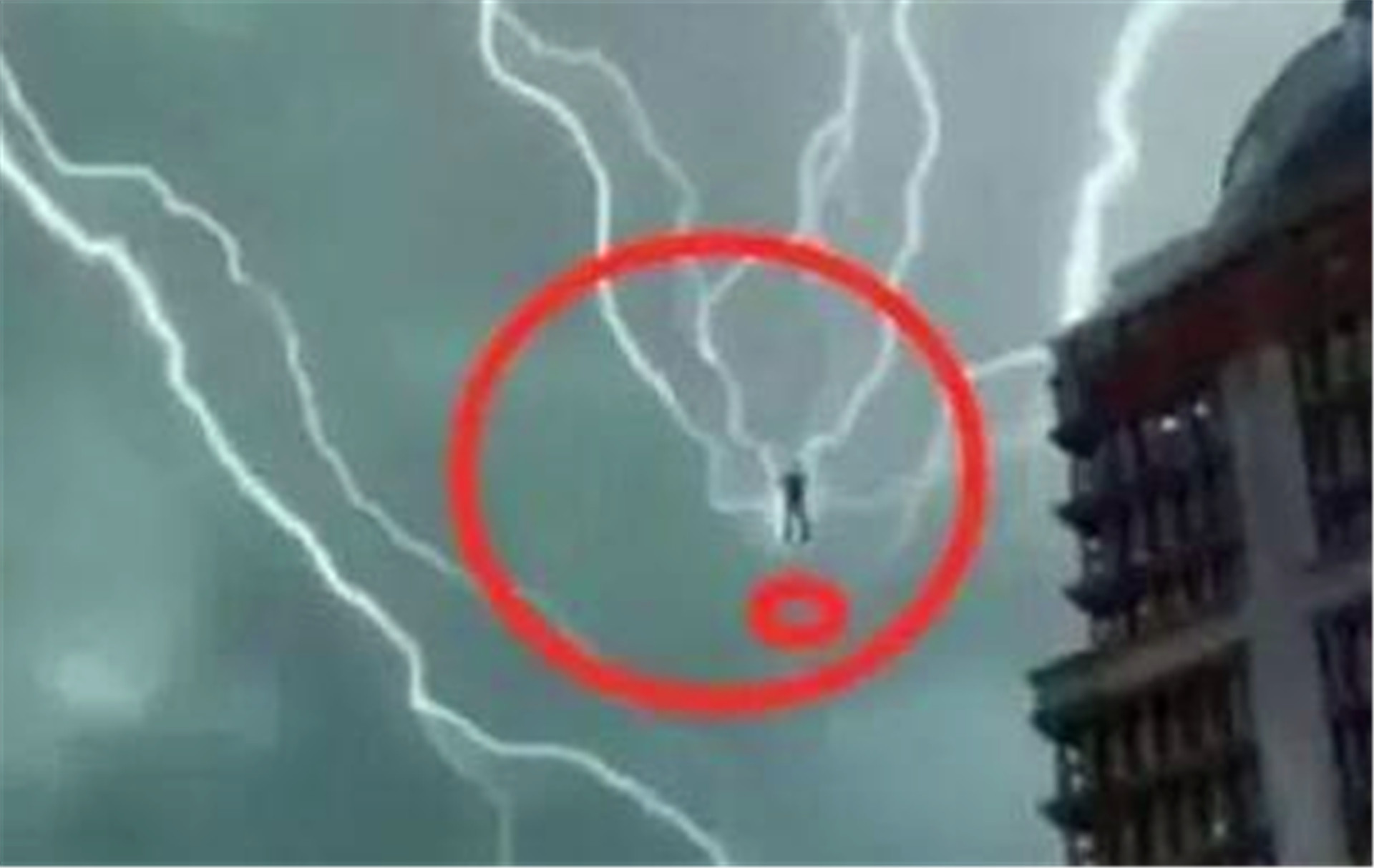 科学家|昆仑山上有神仙在渡劫？科学家不相信，不过有目击者拍下了照片