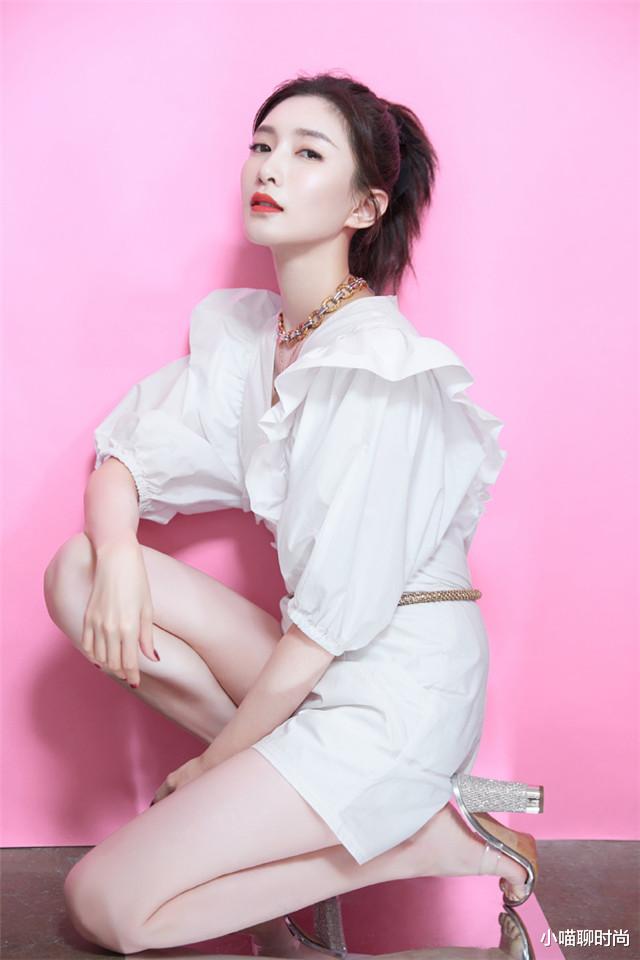 女孩▲脸上有这4个“特征”的女生，尽量别再扎马尾了，露出五官很难看