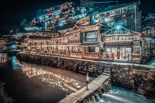 #古镇#国内哪里的古镇最美？看完刷新你的认知！