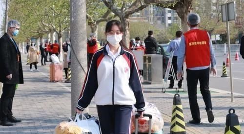 #大学生#教育部“最新”开学通知：大学生难以接受！家长也感到担心不已！