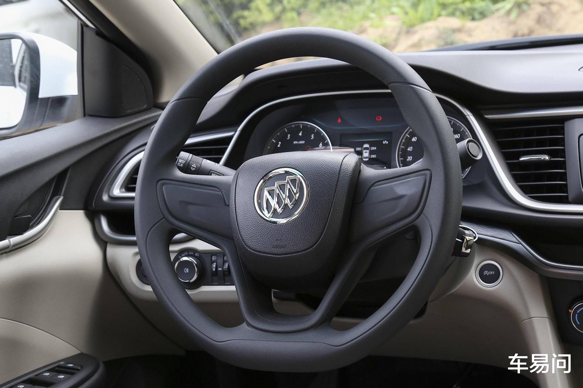 『大众朗逸』降价近4万、30天卖掉30, 643台！重回四缸，英朗挤掉卡罗拉又爆红