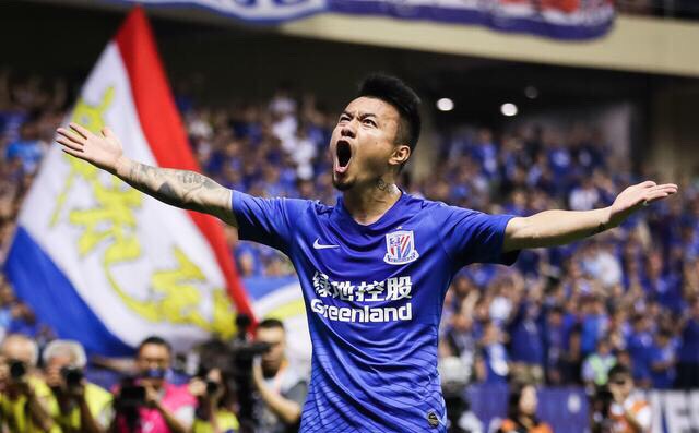 「曹赟定」申花黄金搭档出“矛盾”,曹赟定被吐槽不回防,“恶人”位置不保