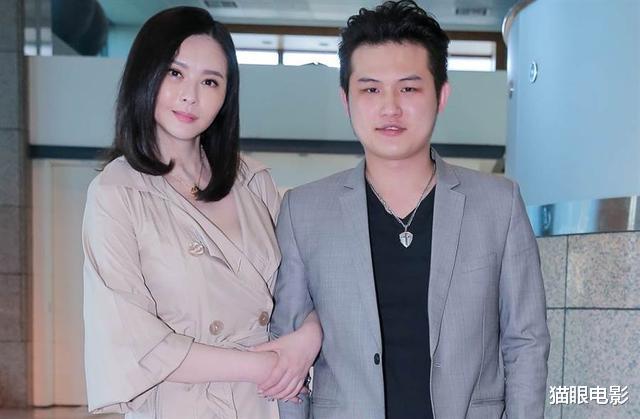 『萧淑慎』知名女星小15岁老公曝婚后老婆追求者不断，半夜竟有男人现身家中