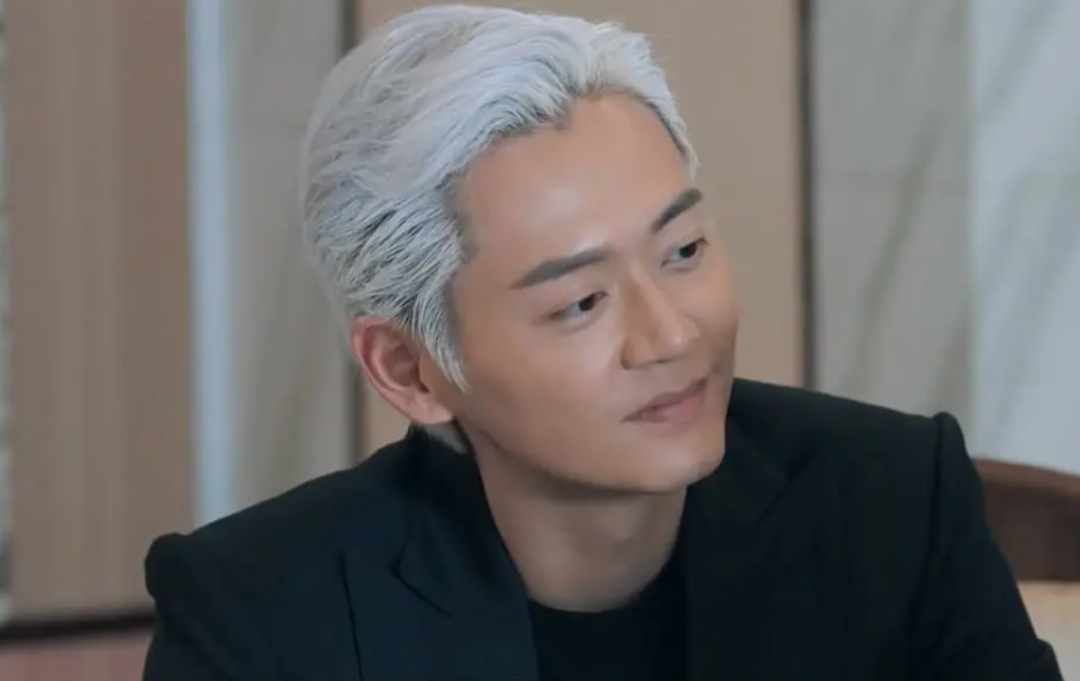 TVB|卧底是个女装大佬？TVB这部骚剧爽到我了