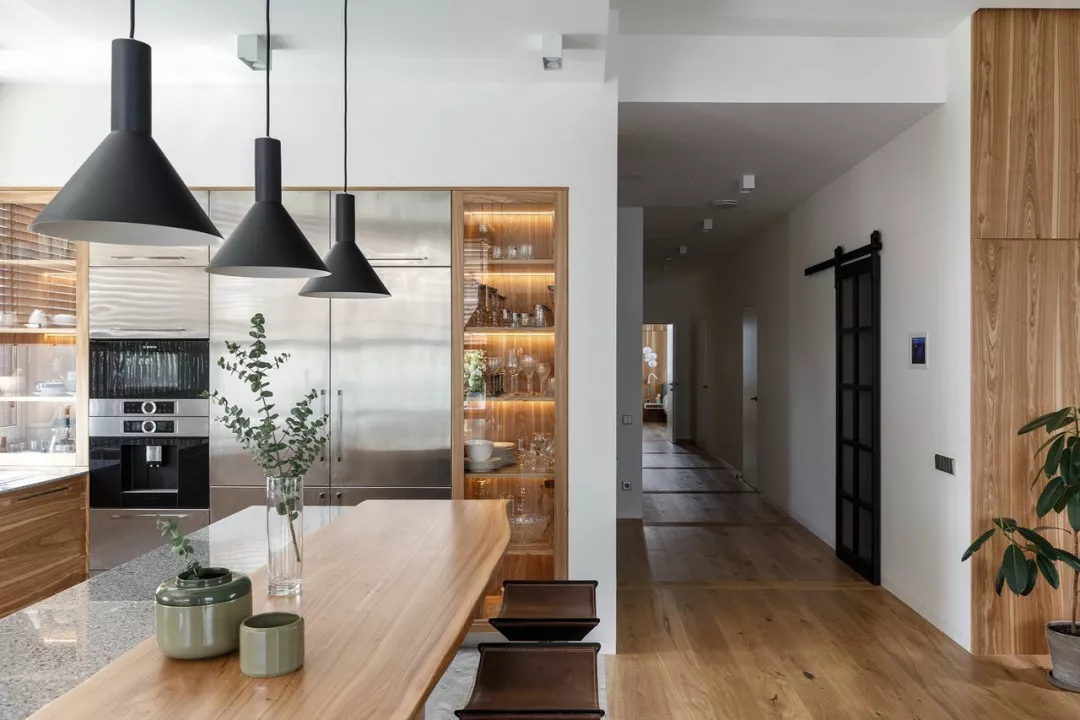 ##后悔把冰箱放在厨房了，太难搞卫生了！现在都流行放这里...…