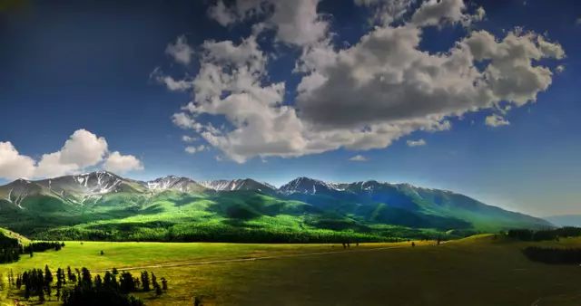 伊犁▲伊犁最低调的小县城，藏着最美的百里画廊，很多人还不知道！