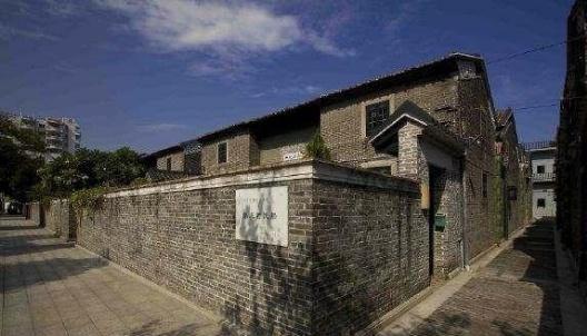 「」为什么中国古代建筑都使用青砖，而不用制作简易的红砖？长知识了