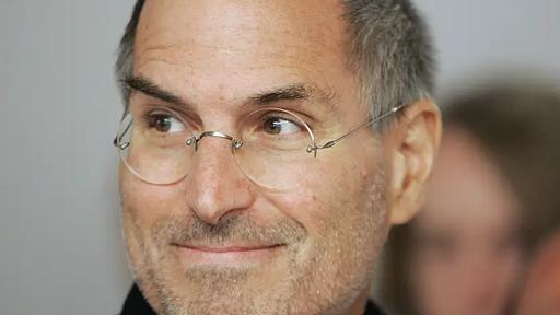 iphone12@砍掉刘海去掉下巴  iPhone12Pro美出新高度！网友：致敬乔布斯！